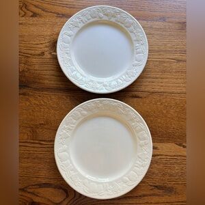 International China Tableworks Devonshire Dinner Plates- set of 2- ~10.5”
